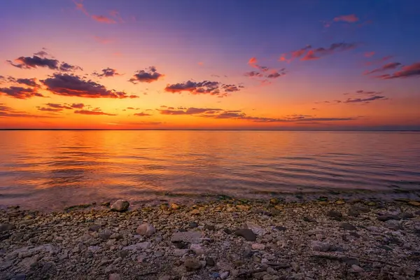 5181 EDGEWATER BEACH RD, Green Bay, WI 54311