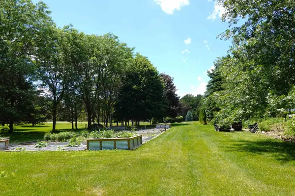 FAIRFIELD DR #20, Fond Du Lac, WI 54937