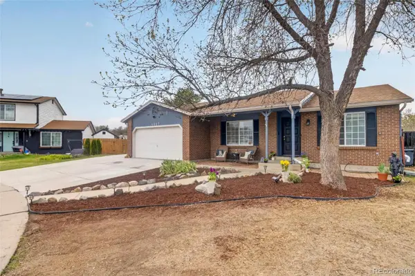 4867 S Johnson ST, Littleton, CO 80123