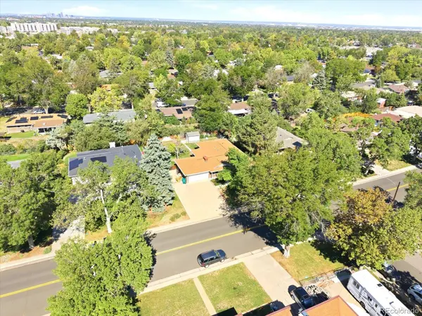 275 Moline ST, Aurora, CO 80010