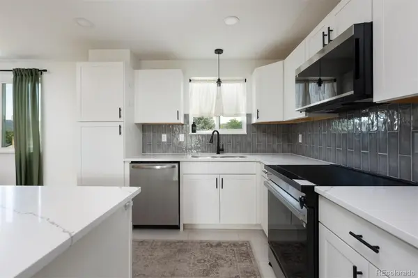 7327 S Carr CT, Littleton, CO 80128