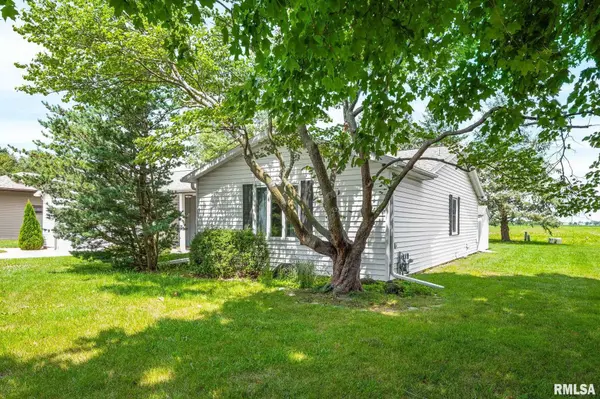 2013 W LOSEY ST, Galesburg, IL 61401