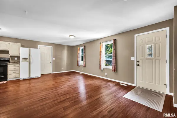 508 W ELM ST, Wyoming, IL 61491