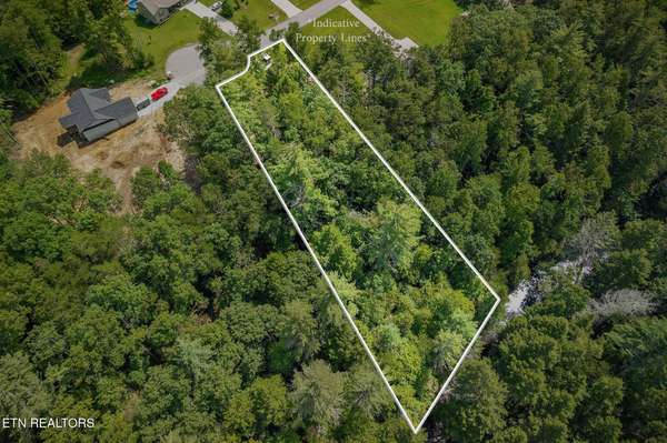 515 Ferry Bend Tr, Crossville, TN 38571