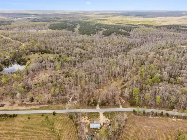 3330 Highway 230 #W, Nunnelly, TN 37137