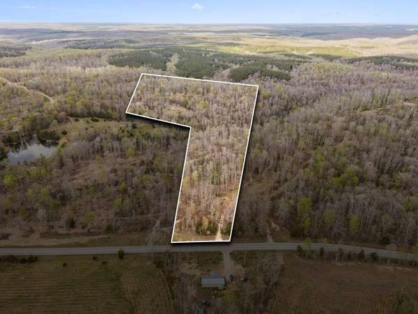 3330 Highway 230 #W, Nunnelly, TN 37137