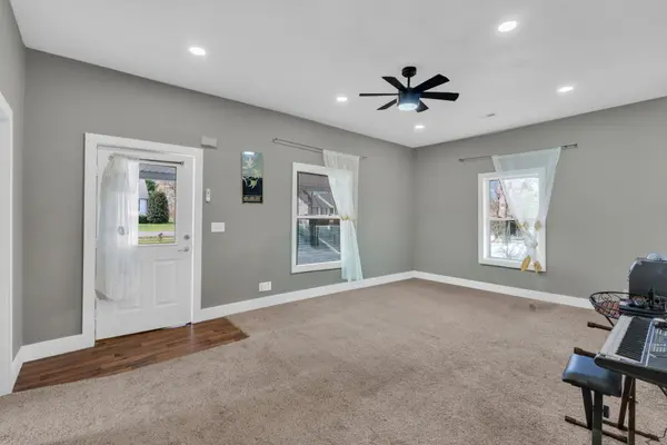 320 W King St, Morrison, TN 37357