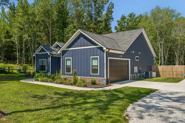 2230 Highway 48, Clarksville, TN 37040