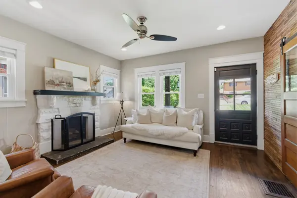 929 Lawrence, Nashville, TN 37204
