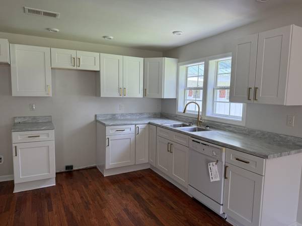48005 Hwy 69, Saltillo, TN 38370
