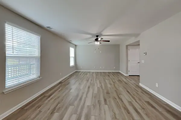 2902 Cherry Point Ln, Columbia, TN 38401