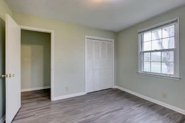 204 Hazelnut Ct, Clarksville, TN 37042