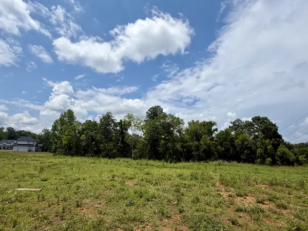 2054 Daniel Johnson Way, Clarksville, TN 37043