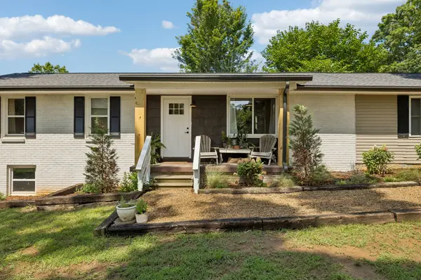 9062 E 40 Rd, Bon Aqua, TN 37025
