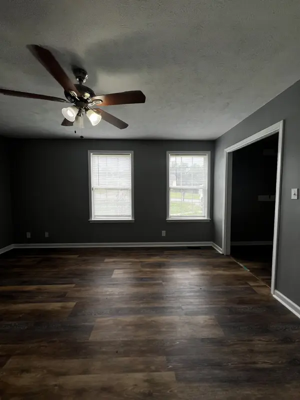 578 Somerset Ln, Clarksville, TN 37042
