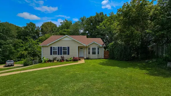 578 Somerset Ln, Clarksville, TN 37042