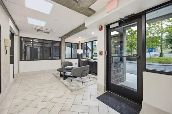417 Frazier Avenue #202, Chattanooga, TN 37405