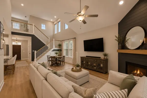 1597 Drakes Creek Rd, Hendersonville, TN 37075