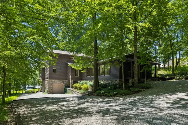 1012 S Wrights Ct, Gallatin, TN 37066
