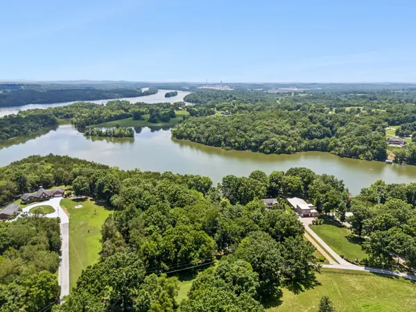 1012 S Wrights Ct, Gallatin, TN 37066