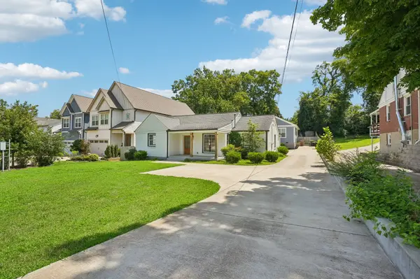1523A Dugger Dr, Nashville, TN 37206