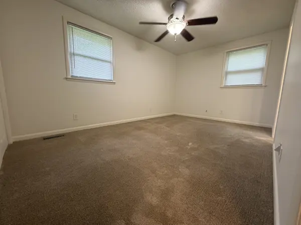 4700 Leanna Rd #E, Murfreesboro, TN 37129