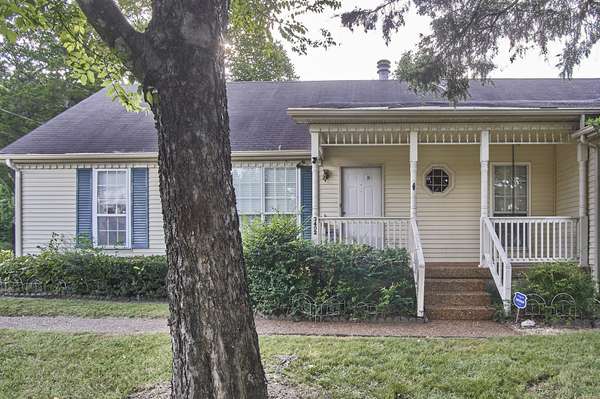 3402 Shakerville Ct, Antioch, TN 37013