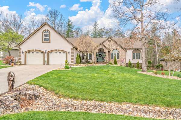 187 Forest View Dr, Crossville, TN 38558