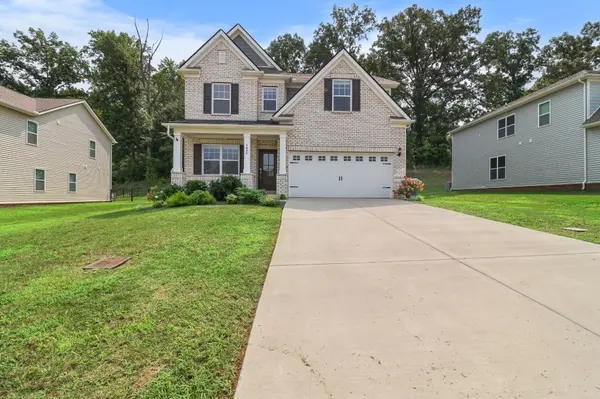 1055 Ross Farms Blvd, Clarksville, TN 37043