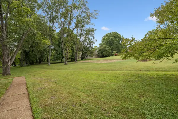 1005 Vista Cir, Franklin, TN 37067