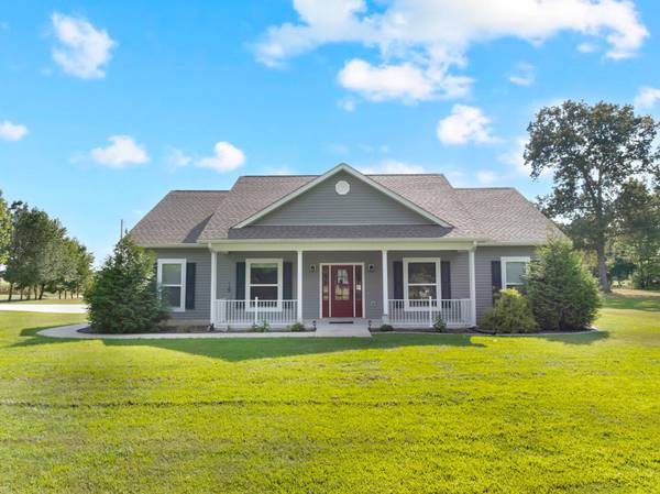 1571 Raysville Rd, Tullahoma, TN 37388