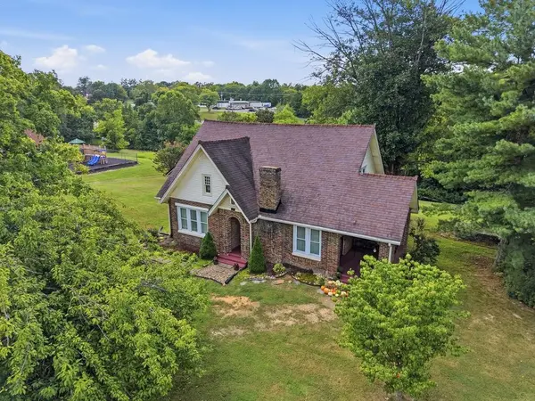 507 Lafayette Rd, Red Boiling Springs, TN 37150