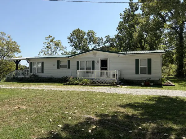 2496 Mills Road, Ozark, MO 65721