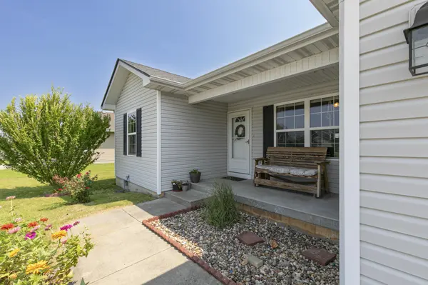 4808 S 130th RD, Bolivar, MO 65613