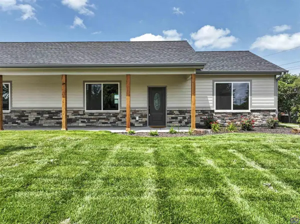 7600 SW 24th TER, Topeka, KS 66614