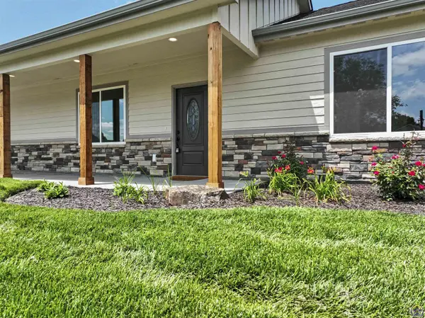 7600 SW 24th TER, Topeka, KS 66614