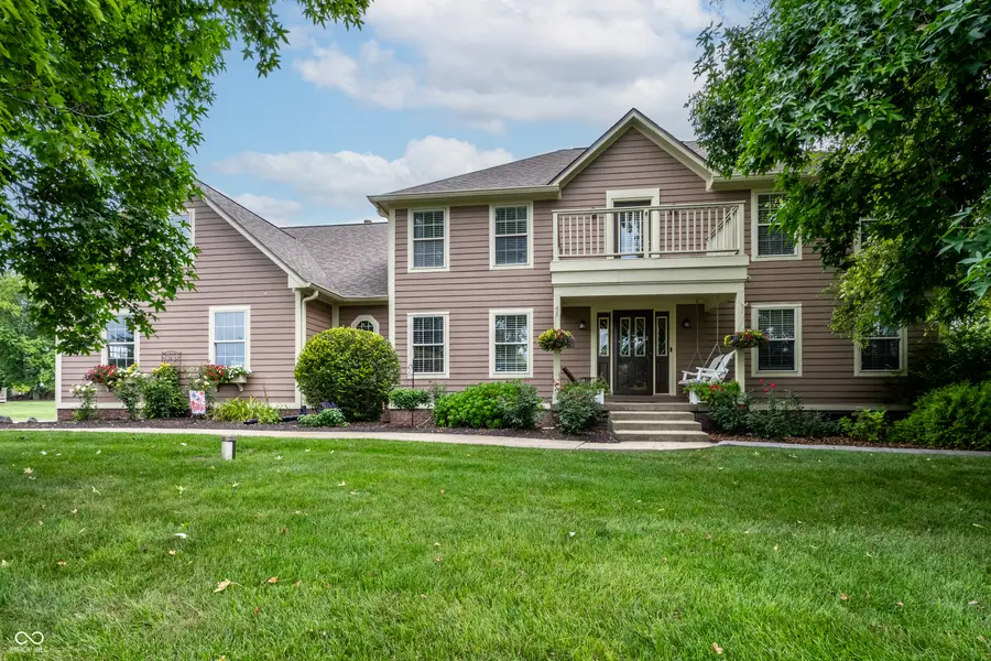 2584 E Fairway Village DR, Greenfield, IN 46140