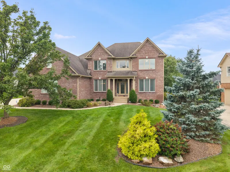 5471 Chancery BLVD, Greenwood, IN 46143