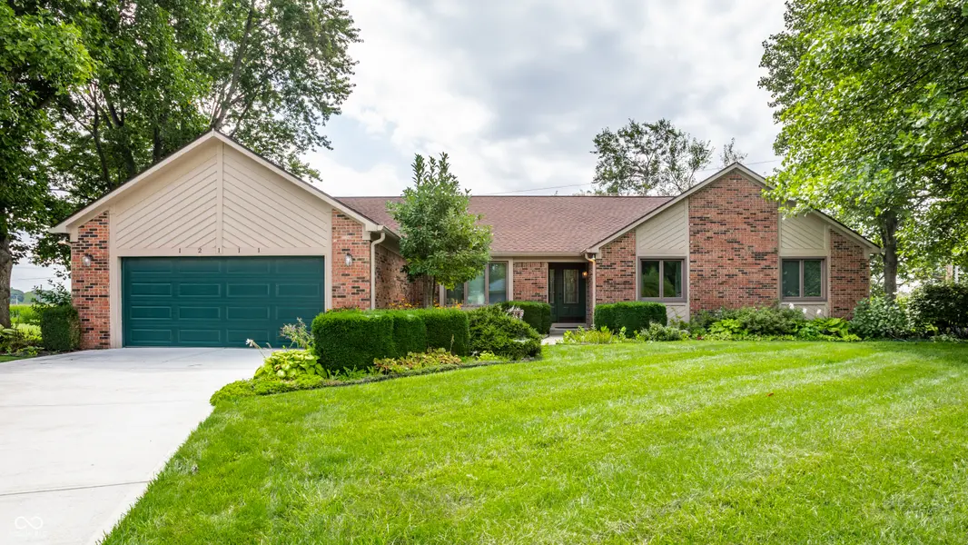 12111 Sunrise CT, Indianapolis, IN 46229