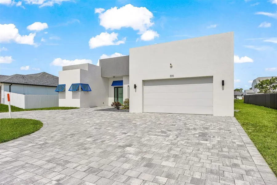 300 CHIQUITA BLVD N, Cape Coral, FL 33993