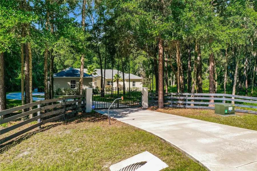 10620 NE 104TH CIR, Oxford, FL 34484
