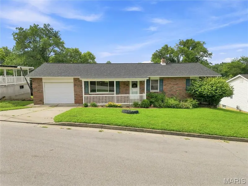 210 E 12th ST, Hermann, MO 65041
