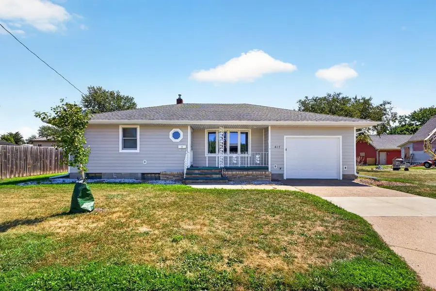417 W Irving ST, Lake City, MN 55041