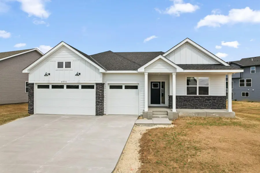 4975 Noble LN NW, Rochester, MN 55901