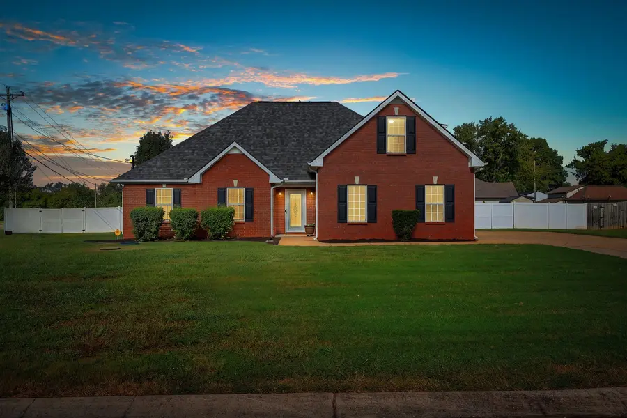 1005 Stratus Dr, Murfreesboro, TN 37127