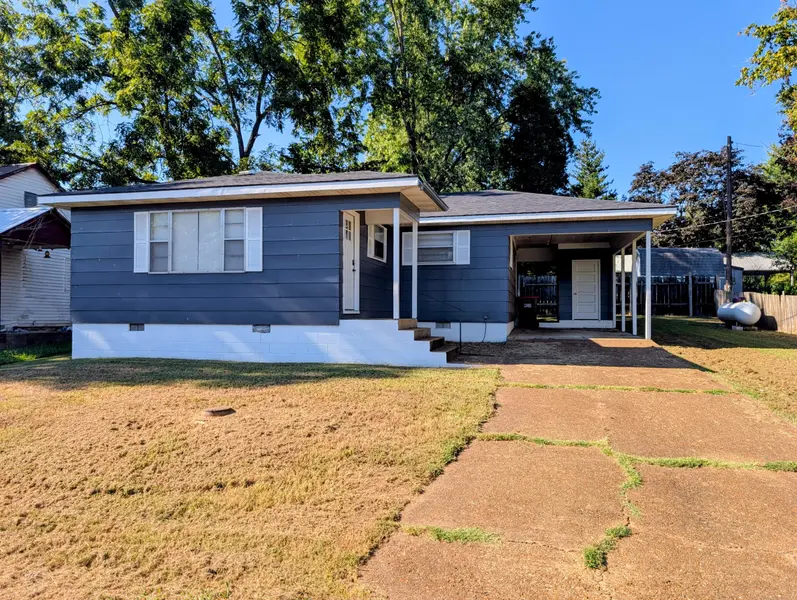 303 Vine ST, Alton, MO 65606