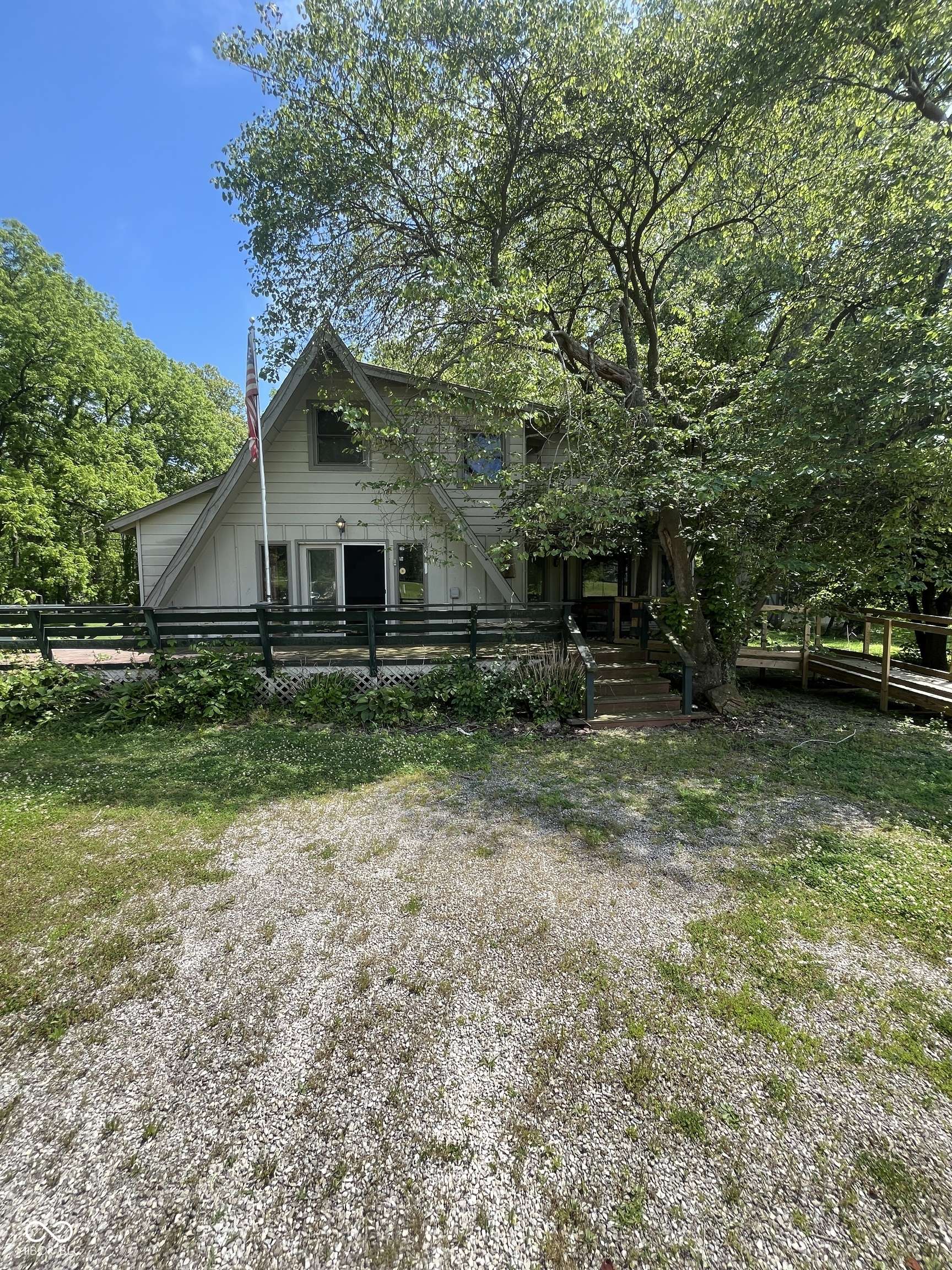 4007 E State Road 46, Nashville, IN 47448