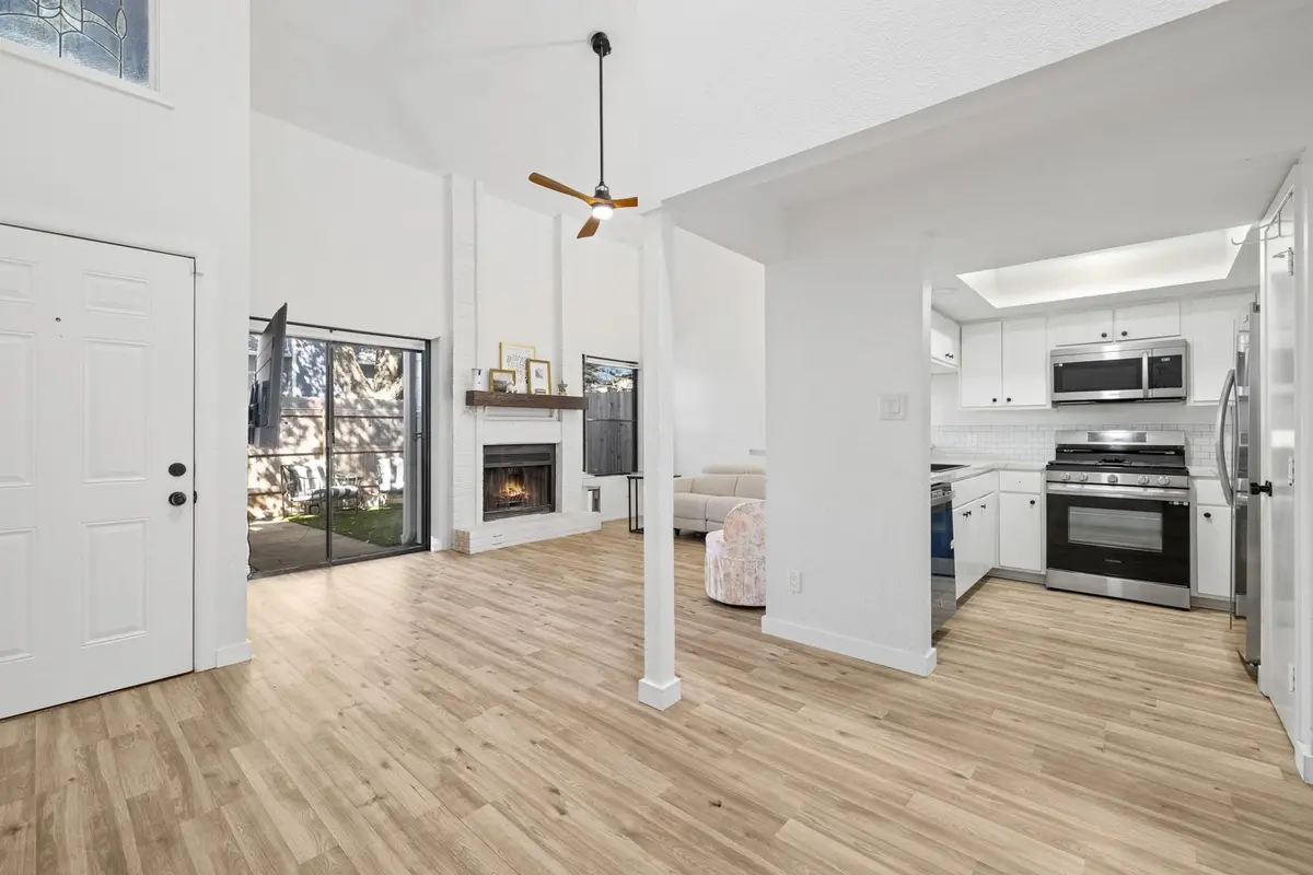 1010 W Rundberg LN #30, Austin, TX 78758