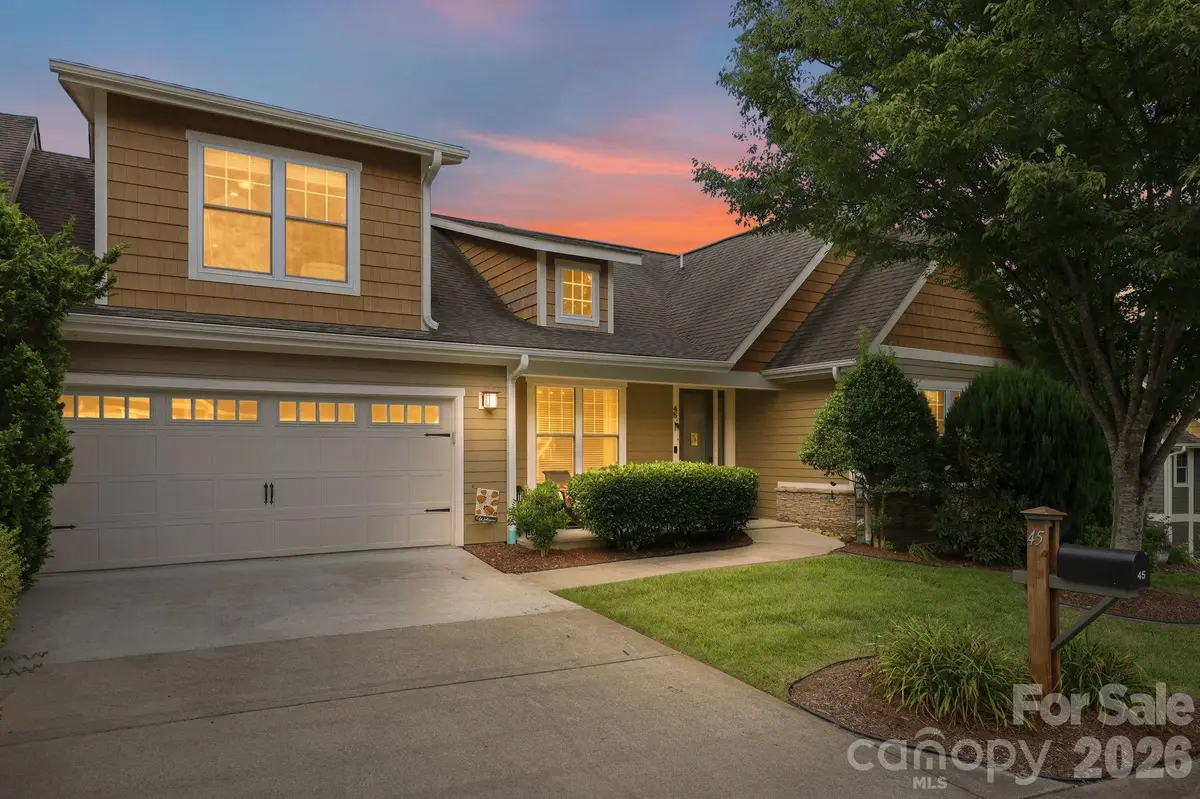 45 Creekside View DR, Asheville, NC 28804
