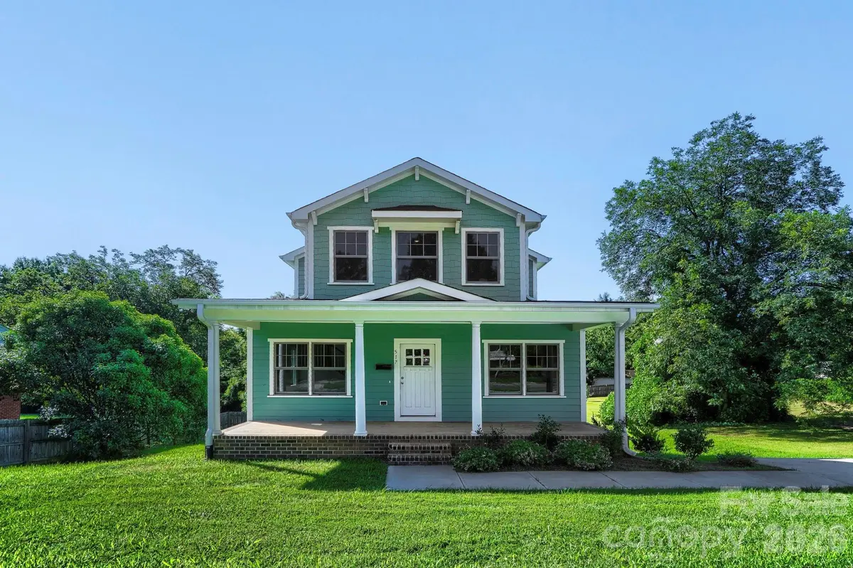 517 W Front ST, Statesville, NC 28677